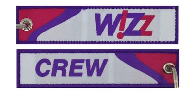 Keyholder with Wizz on one side and (Wizz Air) crew on other side